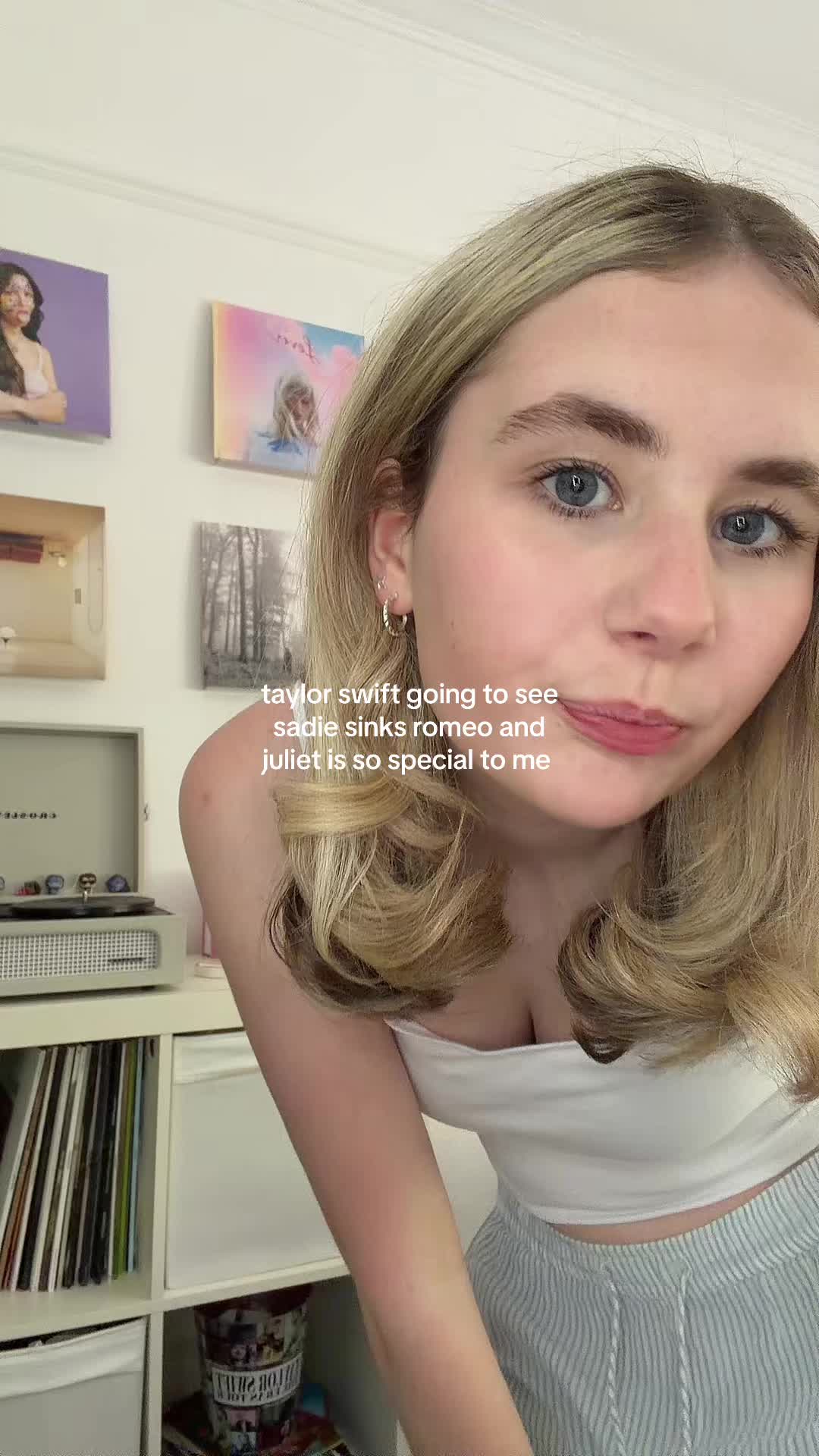 @julia 💖🍒🏠🐈⬛💋🪩