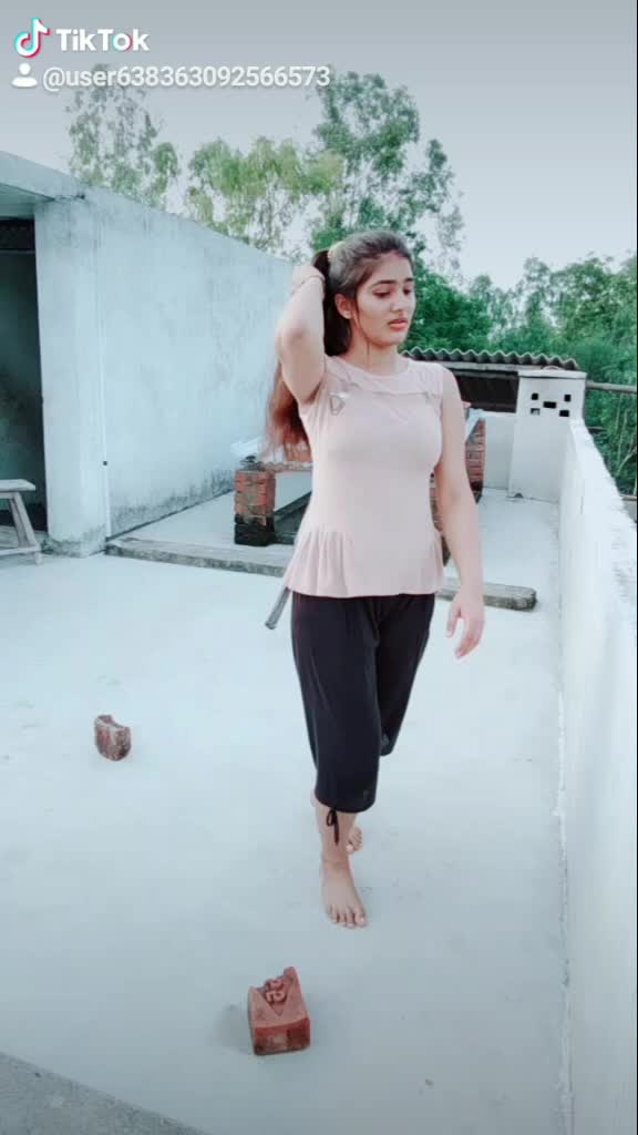 @..................