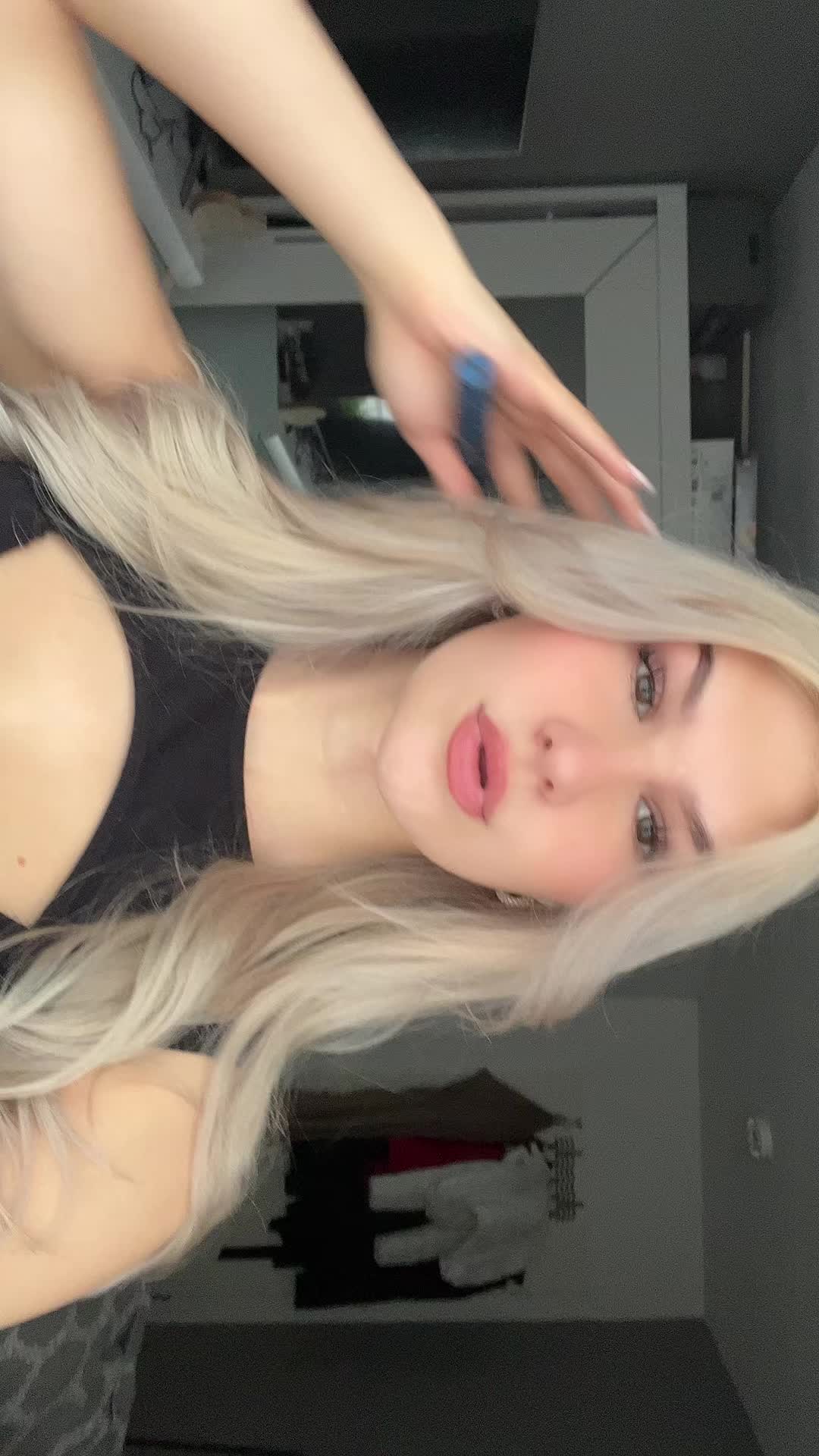 @Angelina
