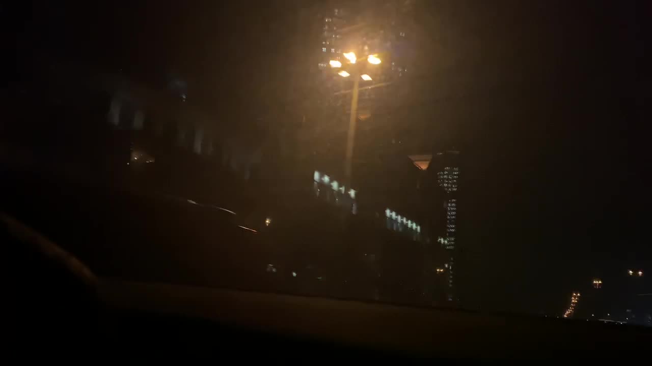 @Полумна с приветом