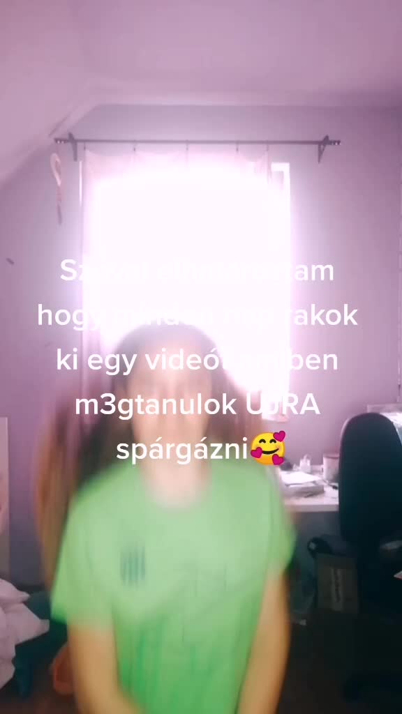 @R&eacute;ka Moln&aacute;r