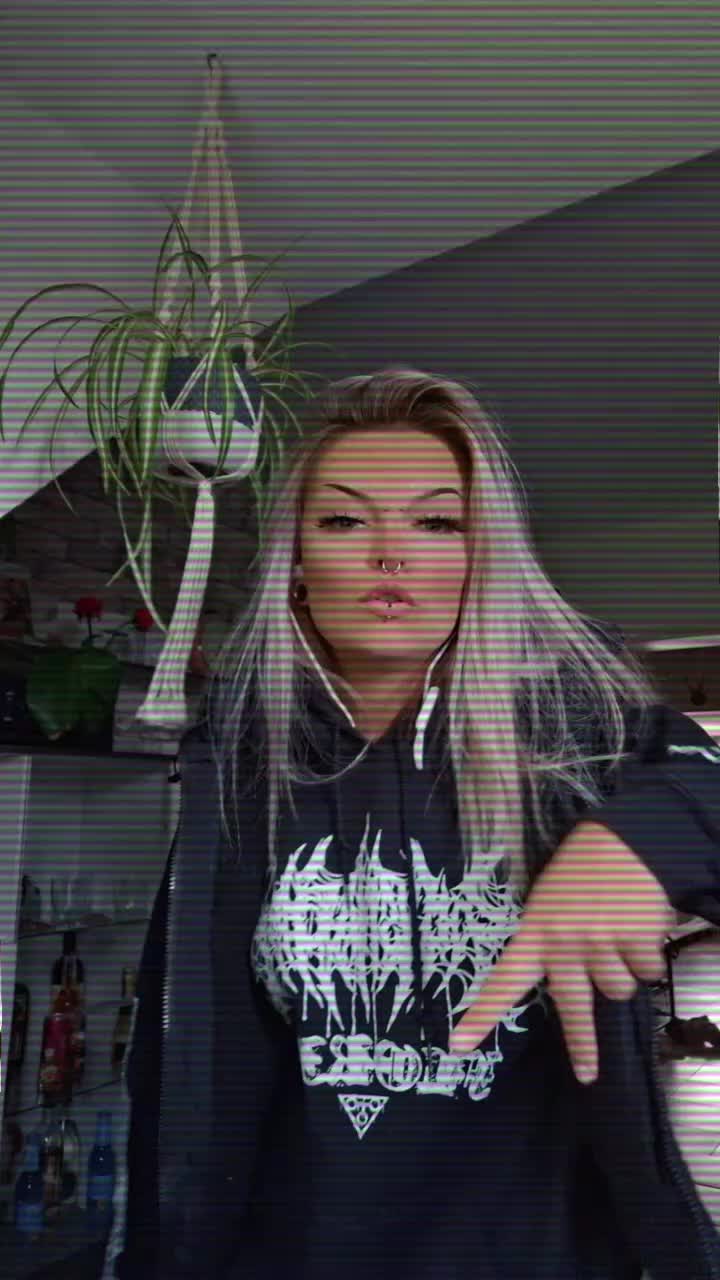 @JessiKrkvsk