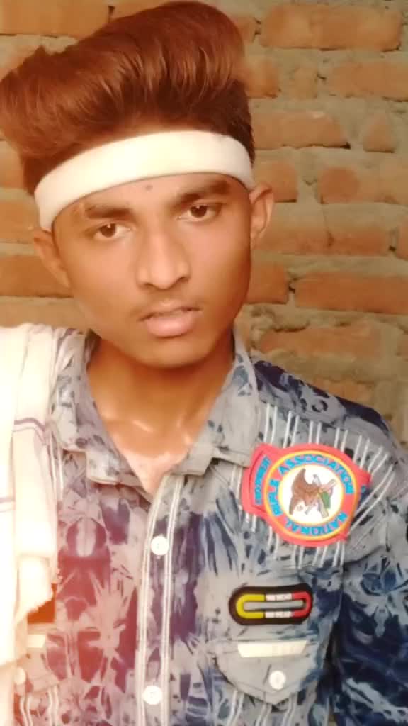 @Rajpoot 🇨🇮🤗Chhora