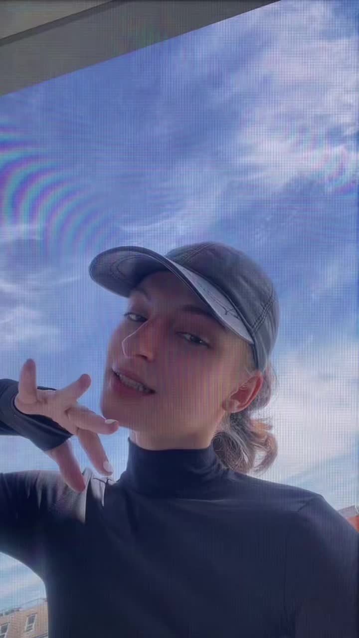@Sia