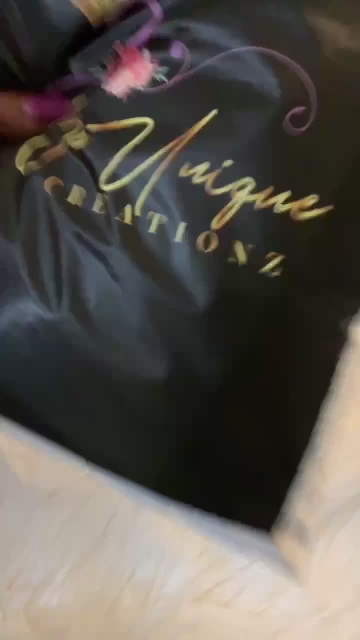 @FindingNique