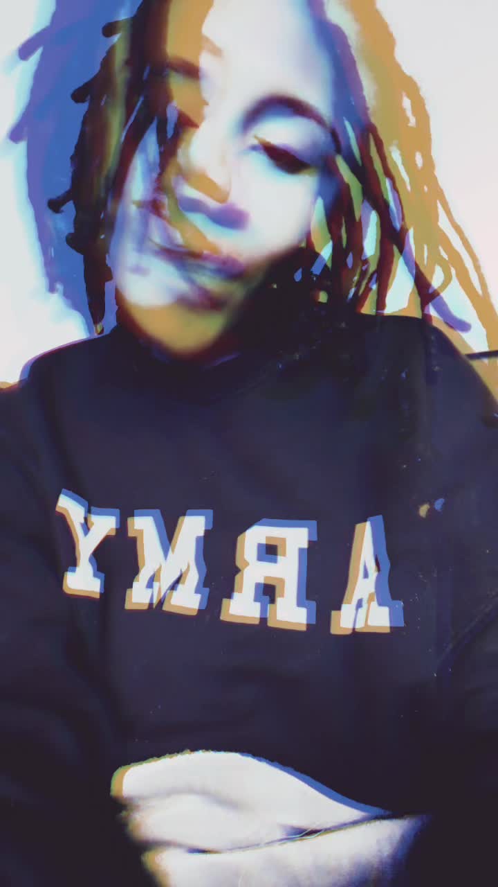 @unapologeticallyt__