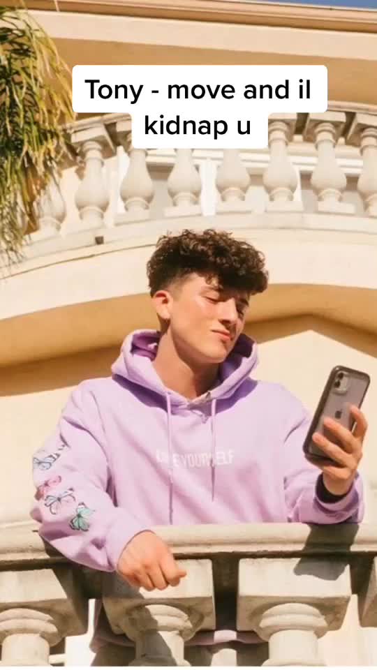 @Tony.Lopez.🥵❤️💛🐝