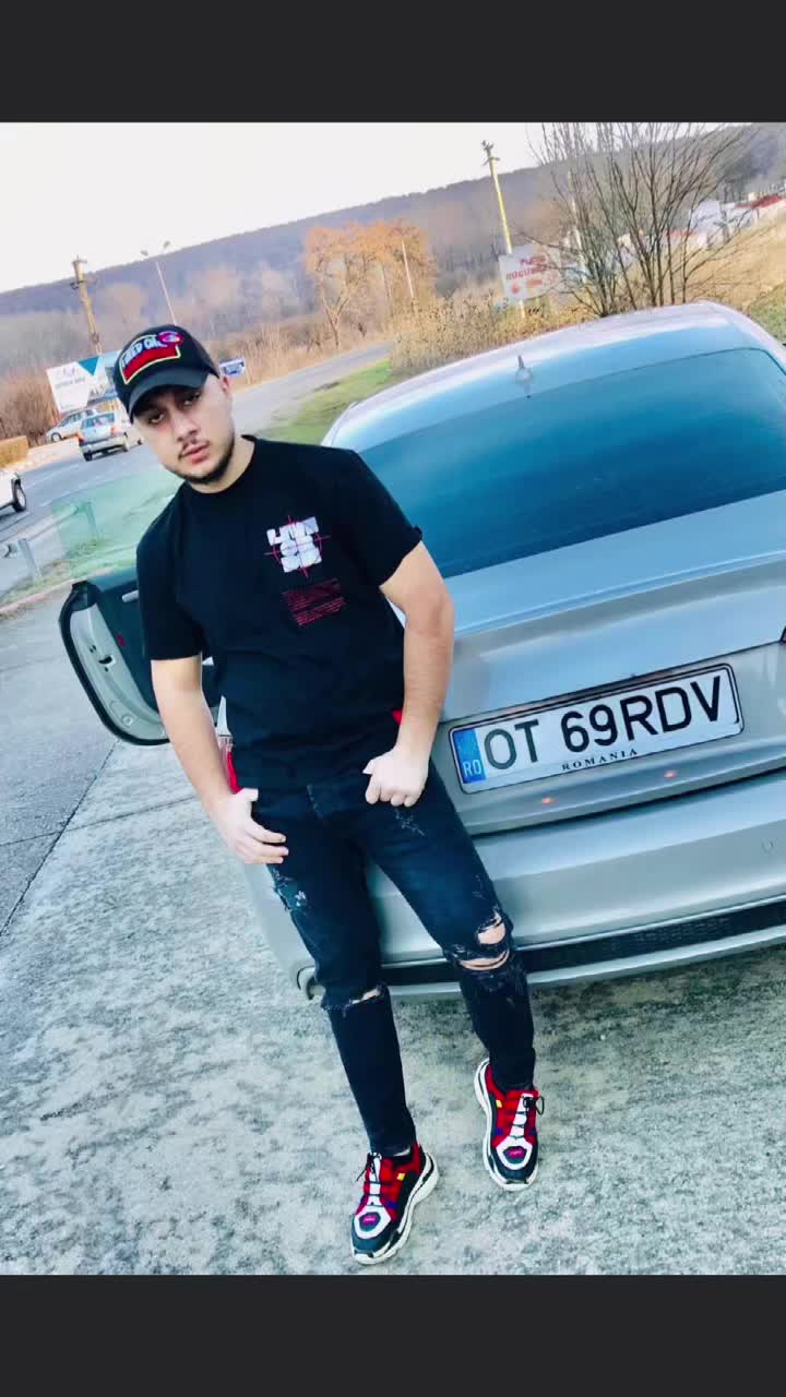 @Mădălinn