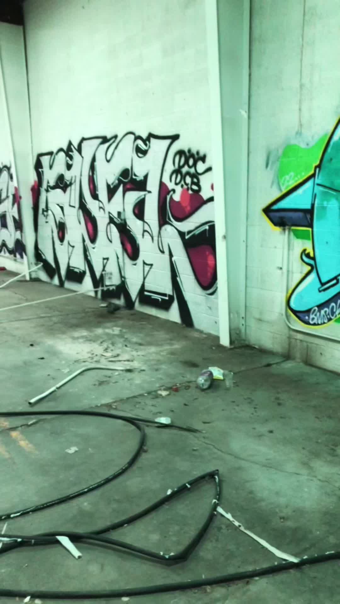 @YFL_LES