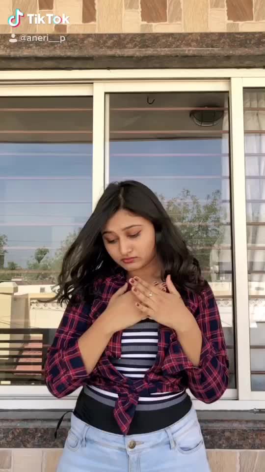 @Aneri Prajapati🌻