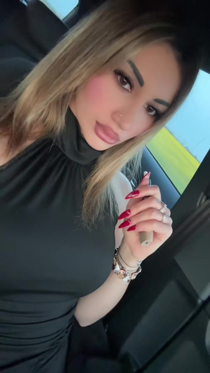 @Deboraarge