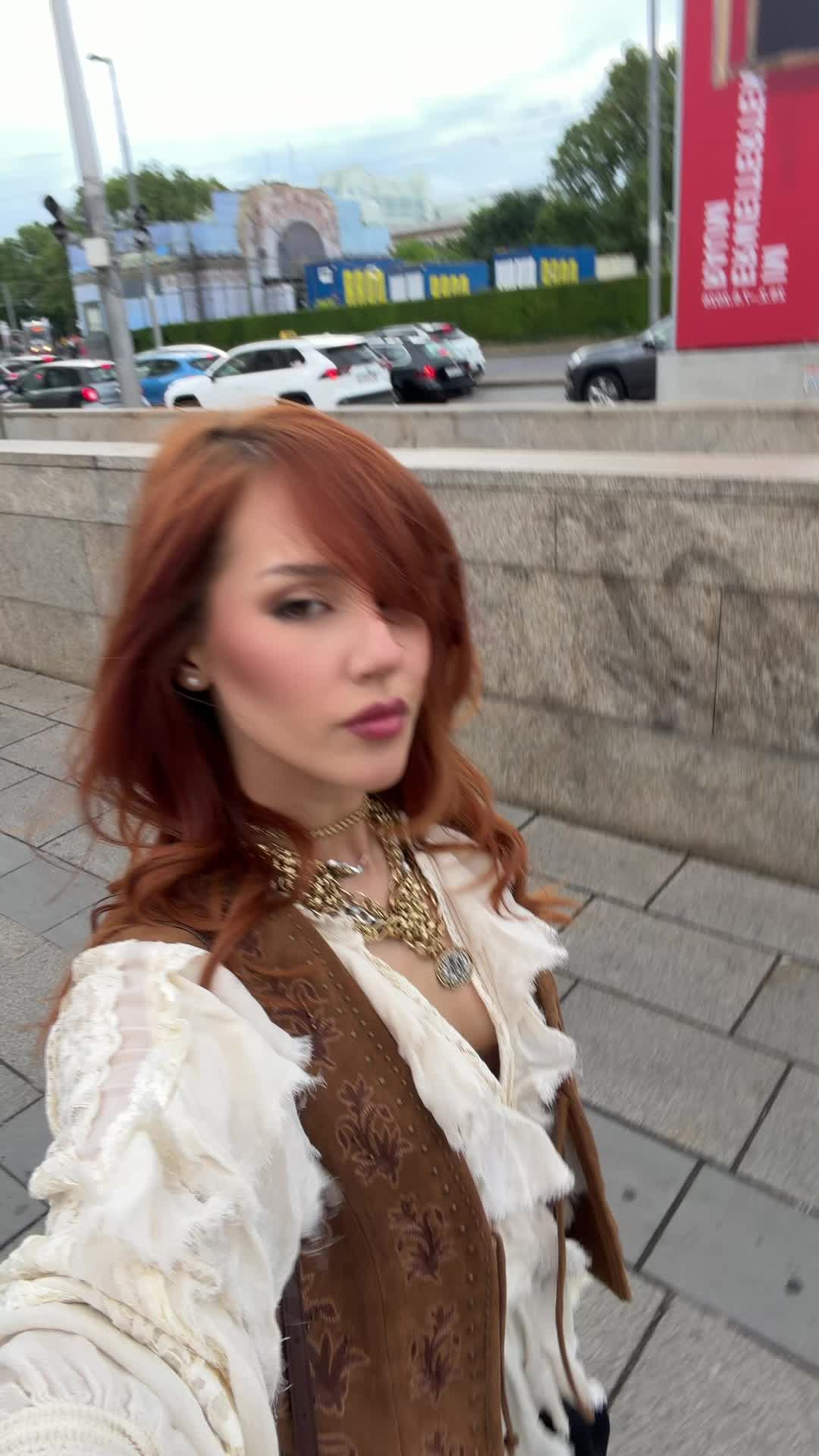 @MONA