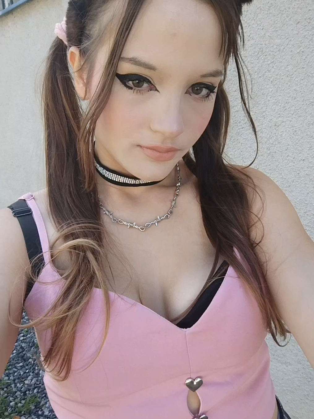 @Hannah The Internet Angel