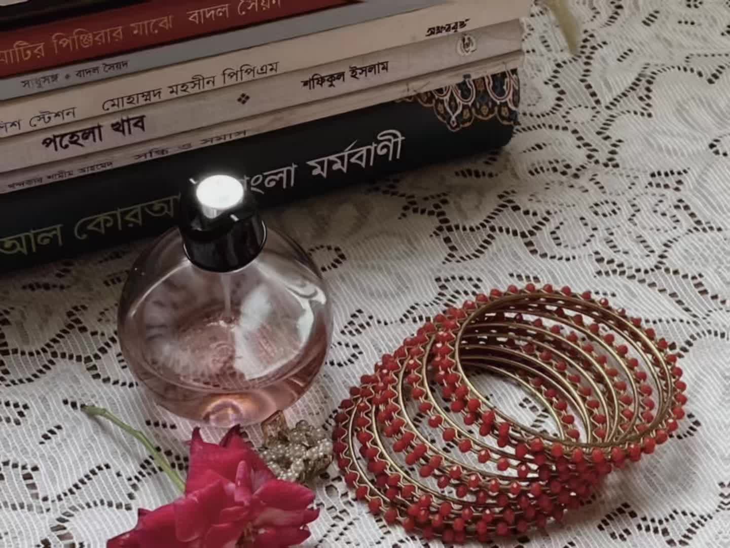 @ᥫ᭡.