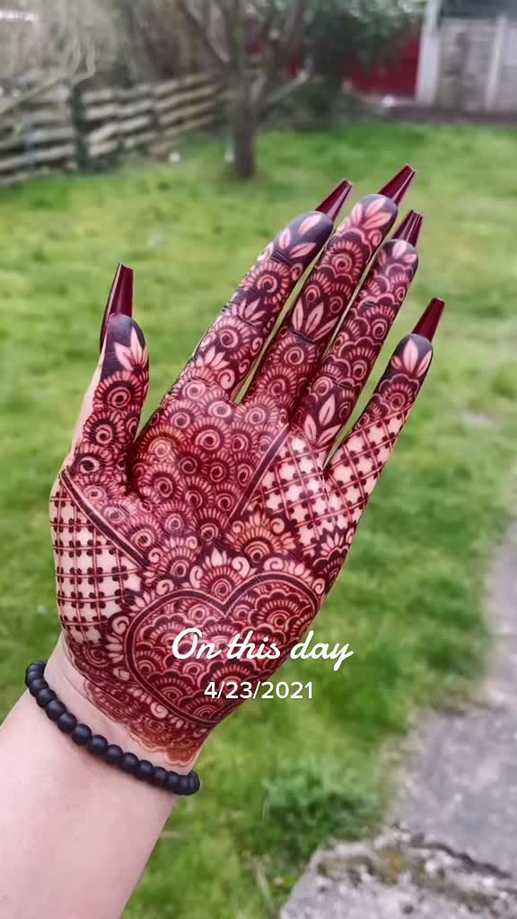 @Assia Mehndi