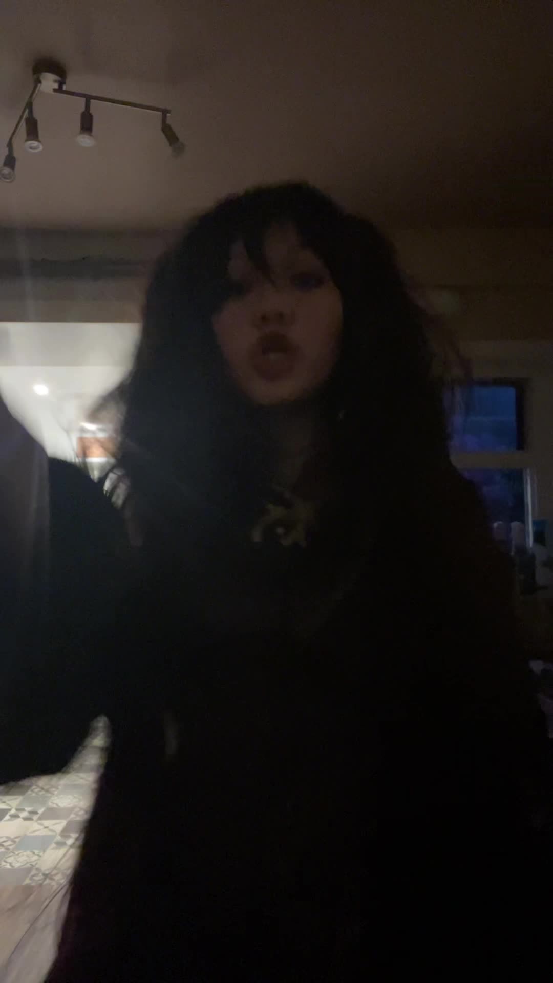 @hi