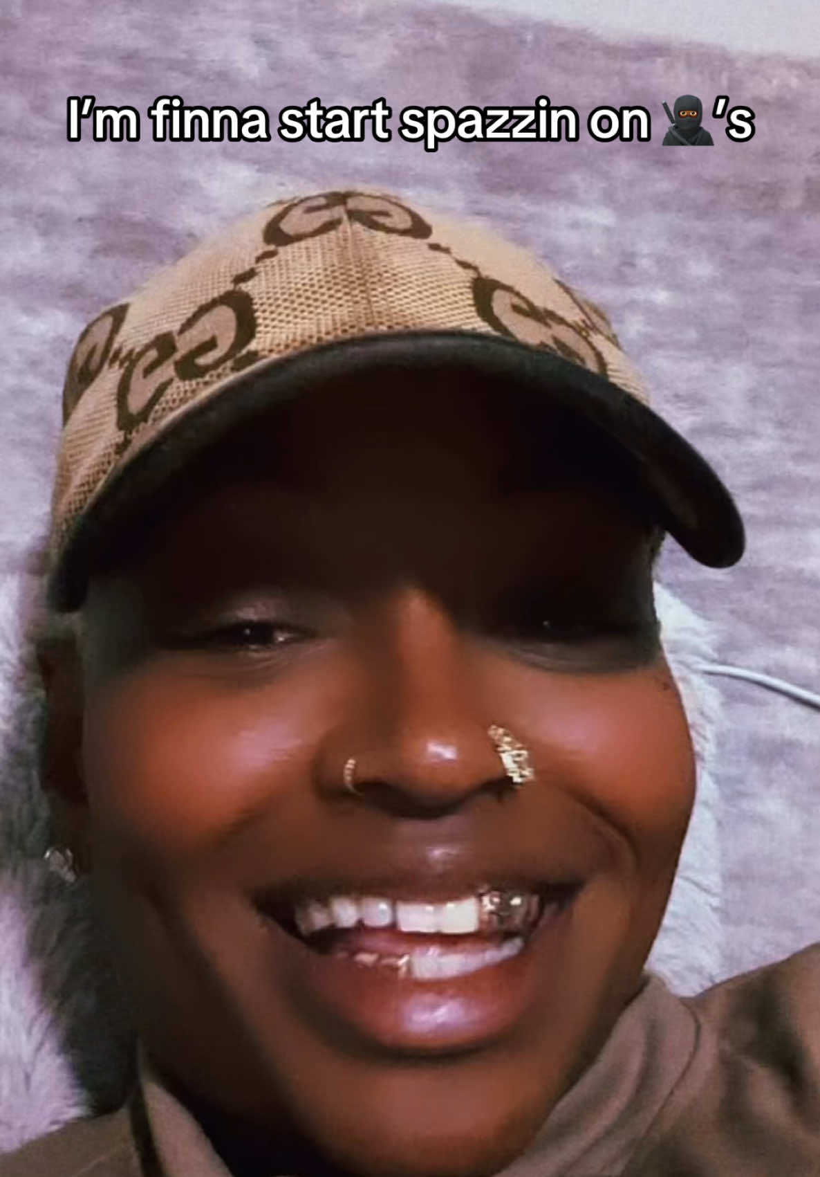 @PrettyFlyNailz