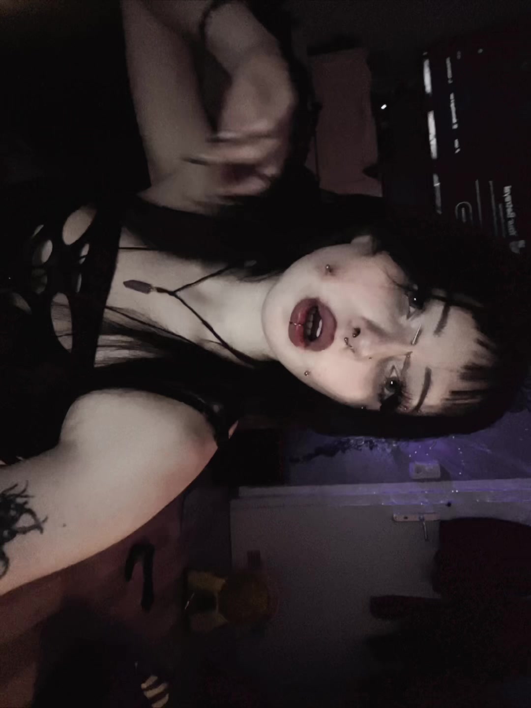 @lily ⛓️🖤
