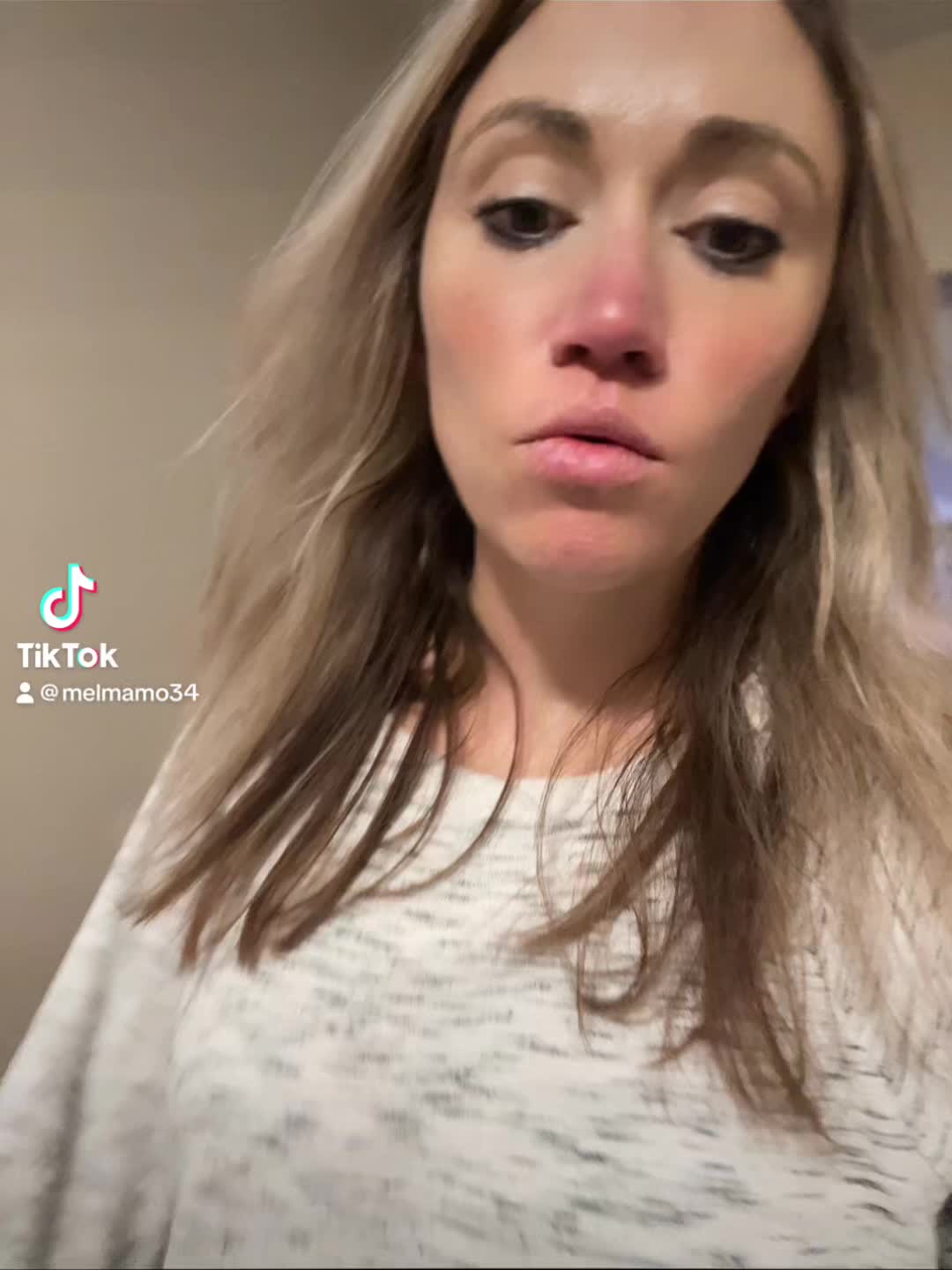 @melaniewayne
