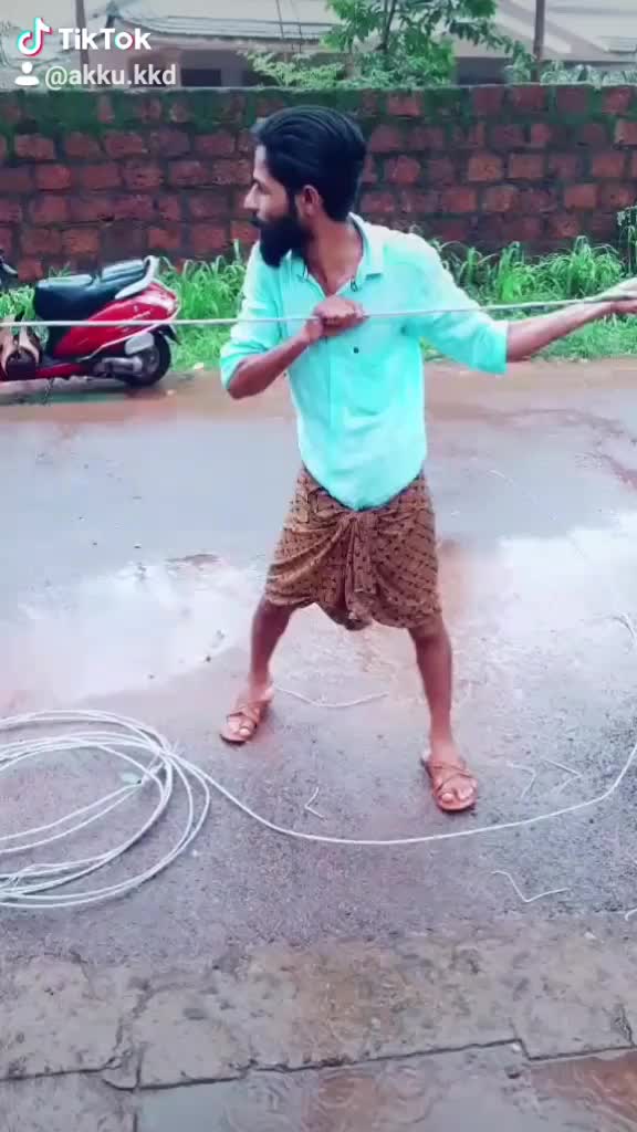 @AKKU KKD