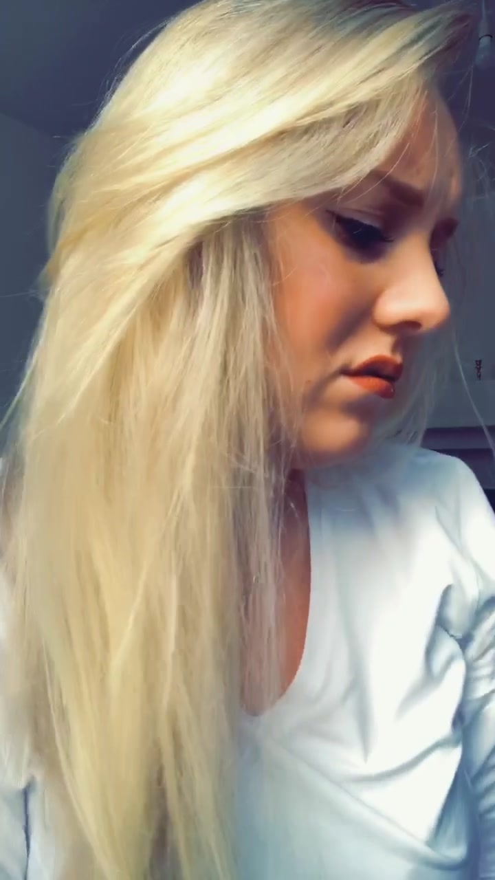 @Taschaa_