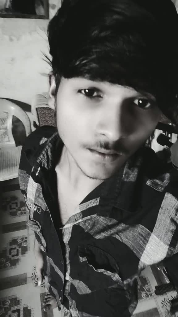 @Mr_☝️બેવફા_નો_દિવાનો