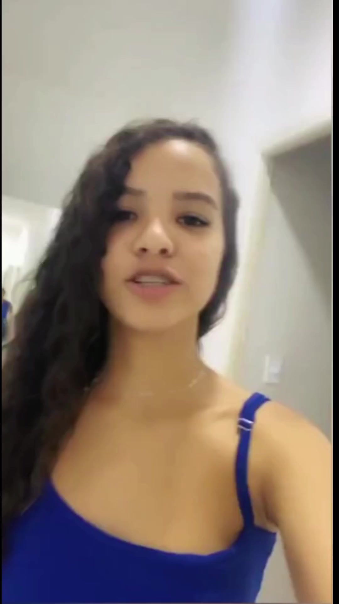 @Gabrielly Castro