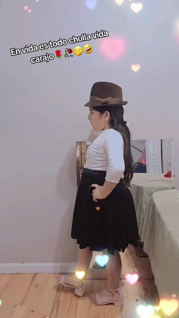 @anahiy manzano 28