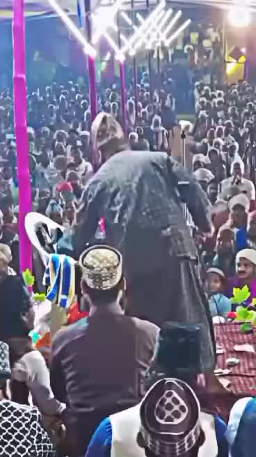 @ㅤ&times;͜&times;〲 ☞ Riyazᴮᴼˢˢ࿐MUSLIM🕋🥰
