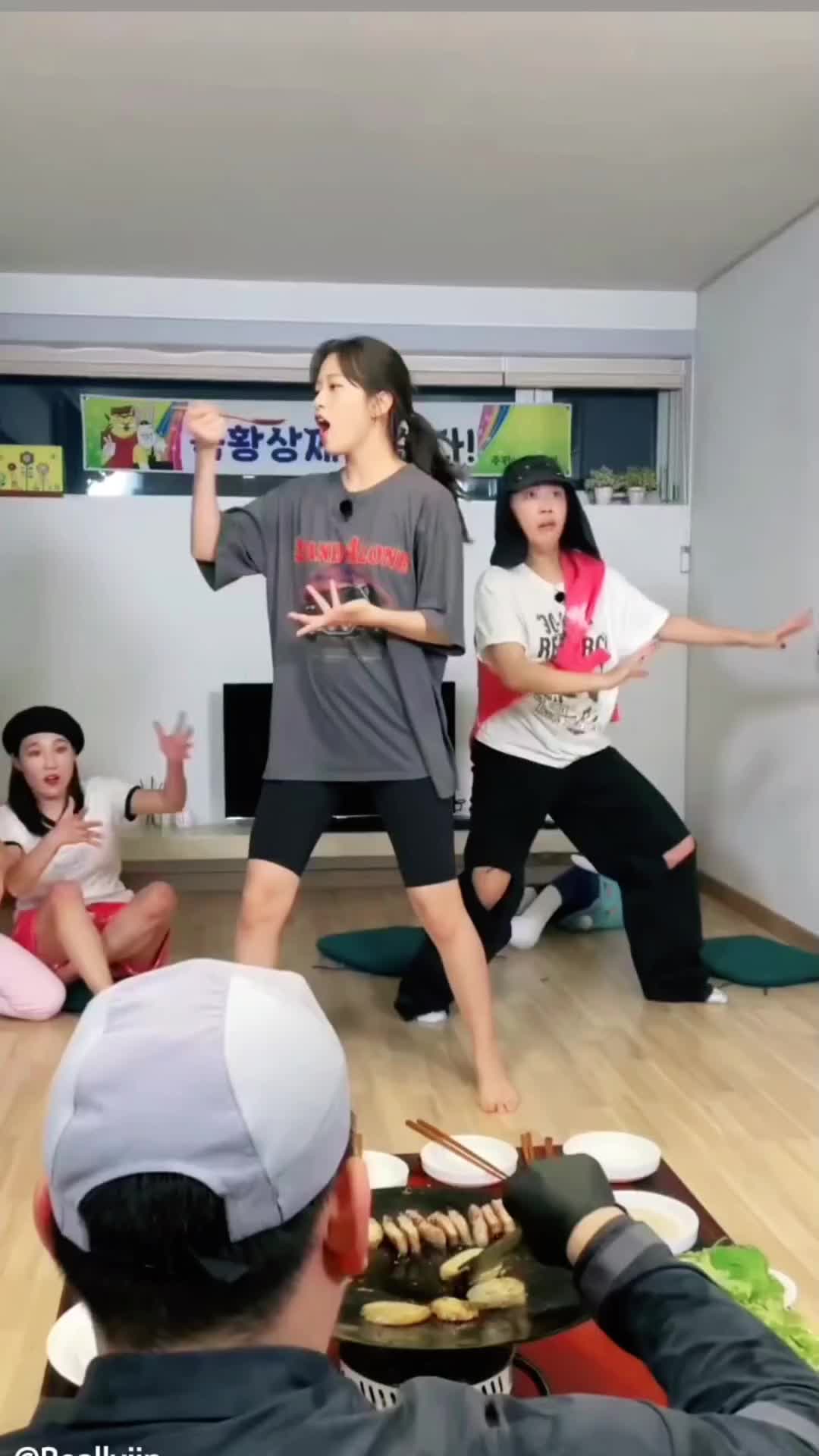 @_yujin_an ๐ถ