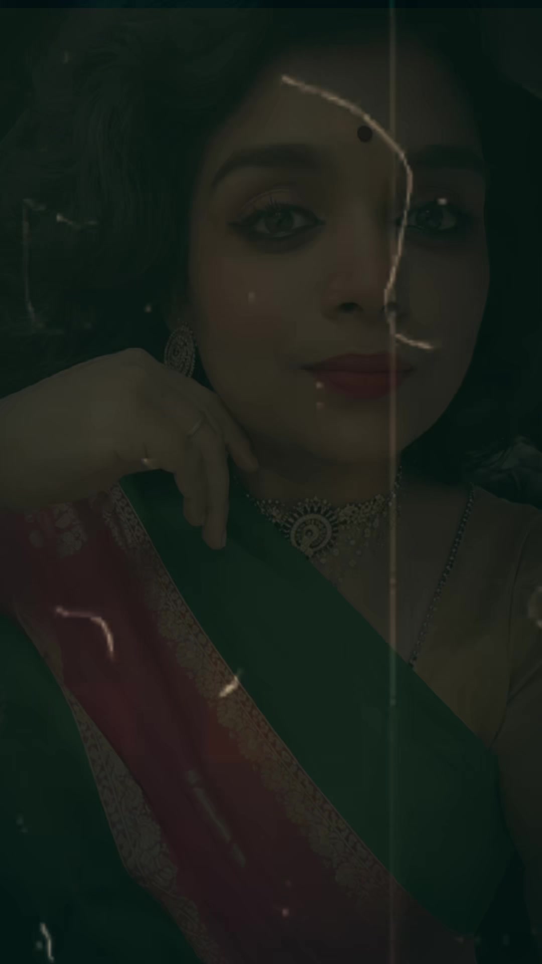 @Gayathiri_Thevar