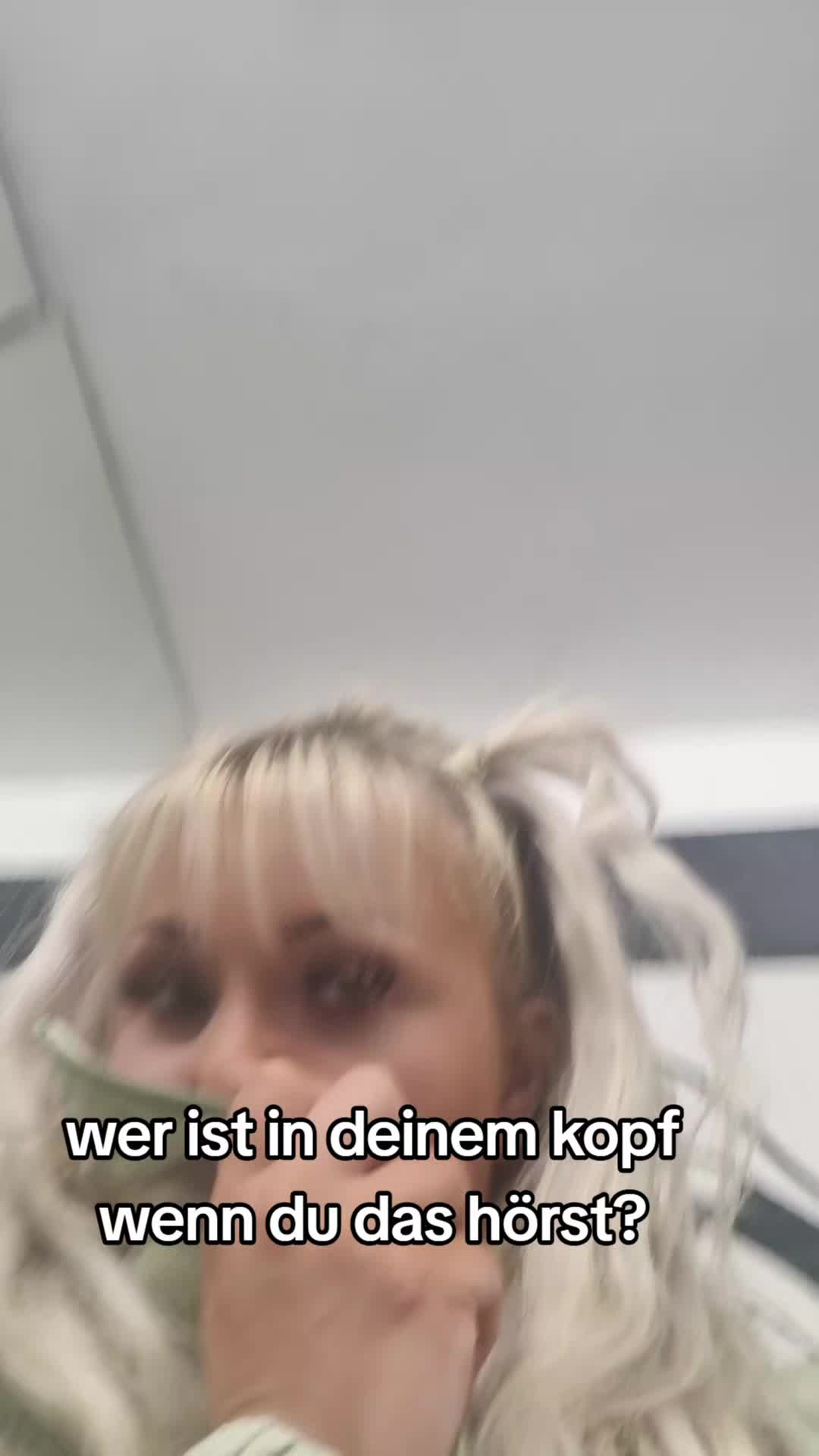 @Ela