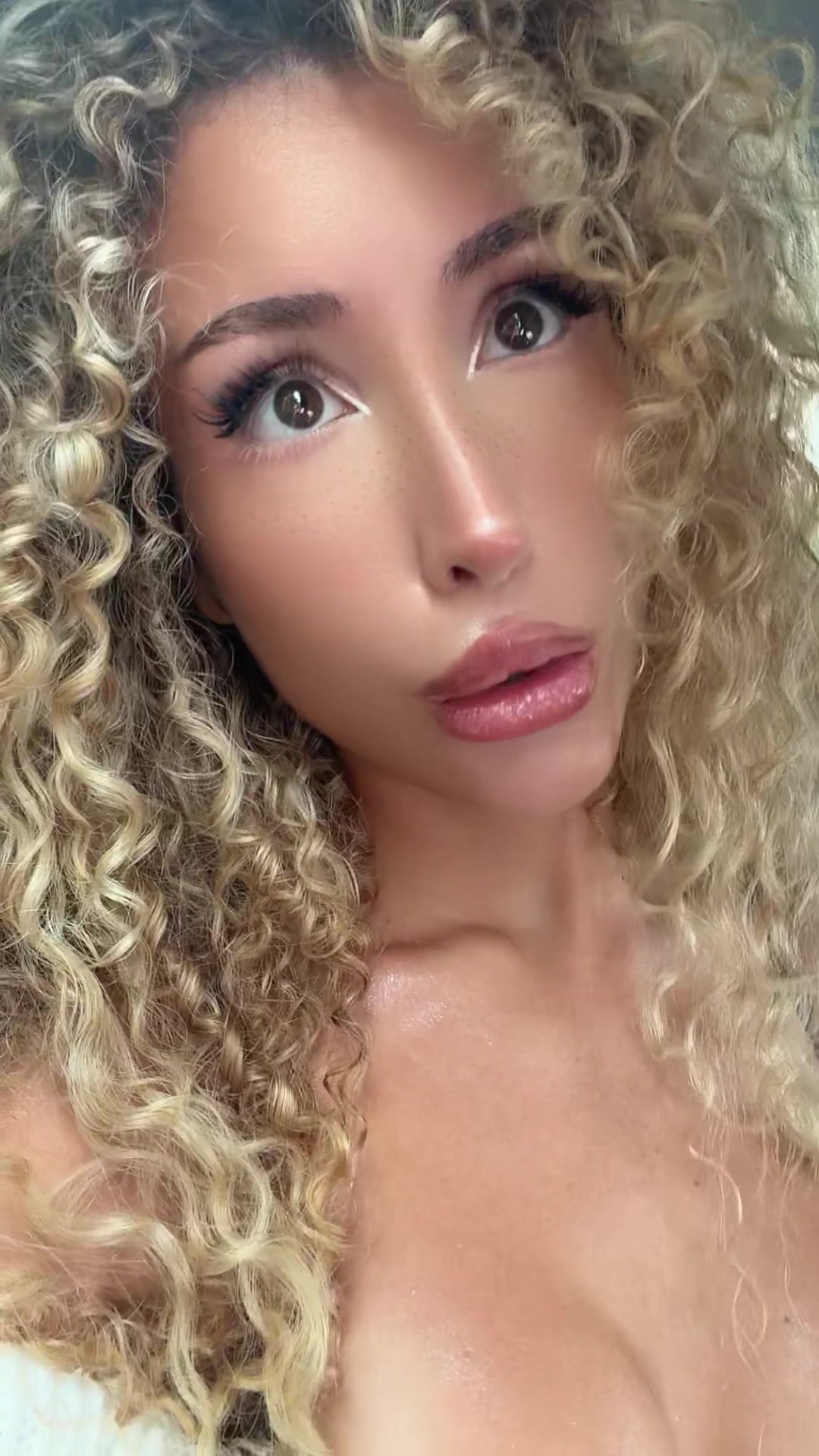 @Curlyfriesjazz🥀