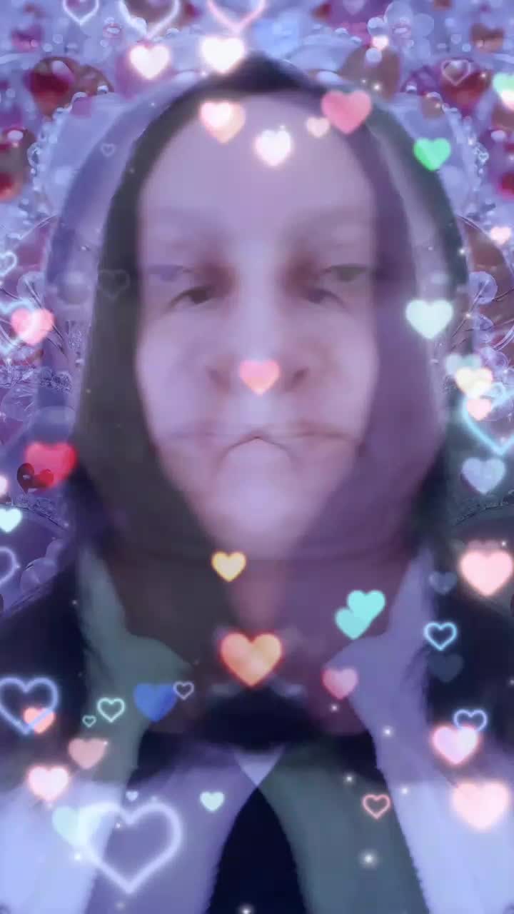 @Paula Esther