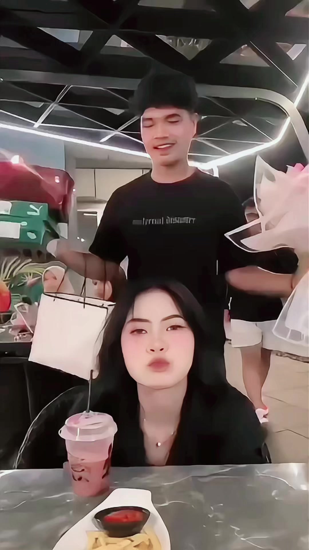 @Safiaa