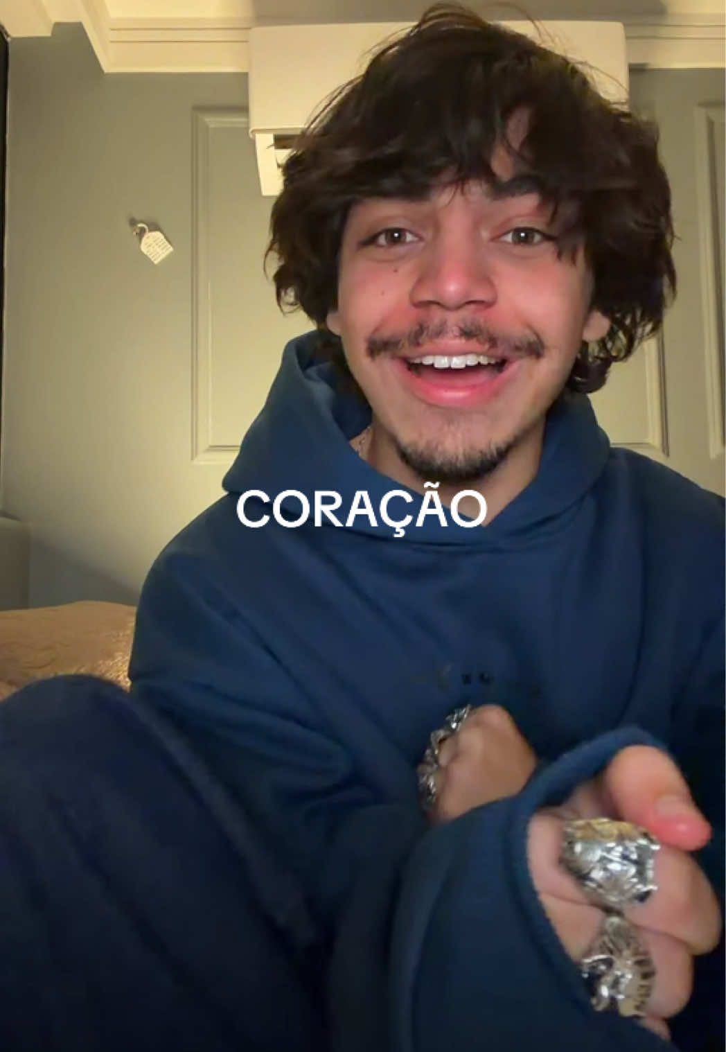 @Augusto César