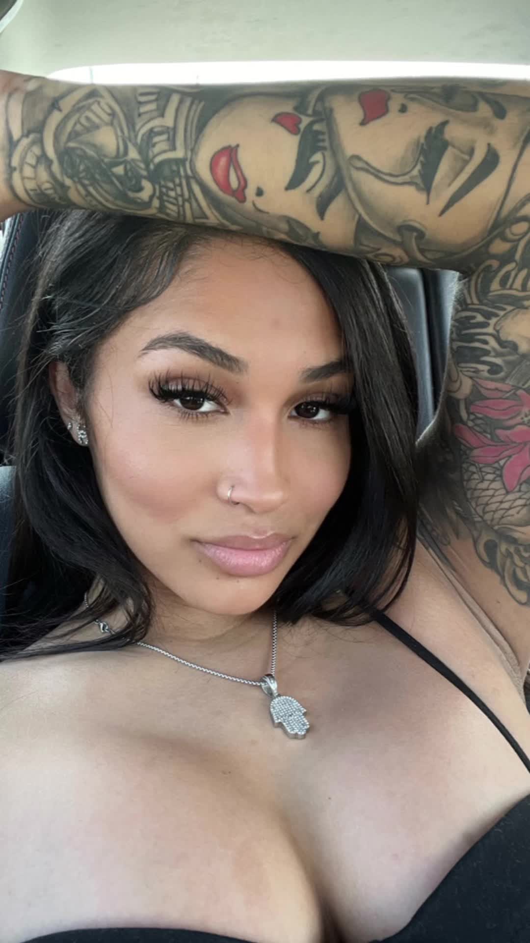 @Kaycurlzzz