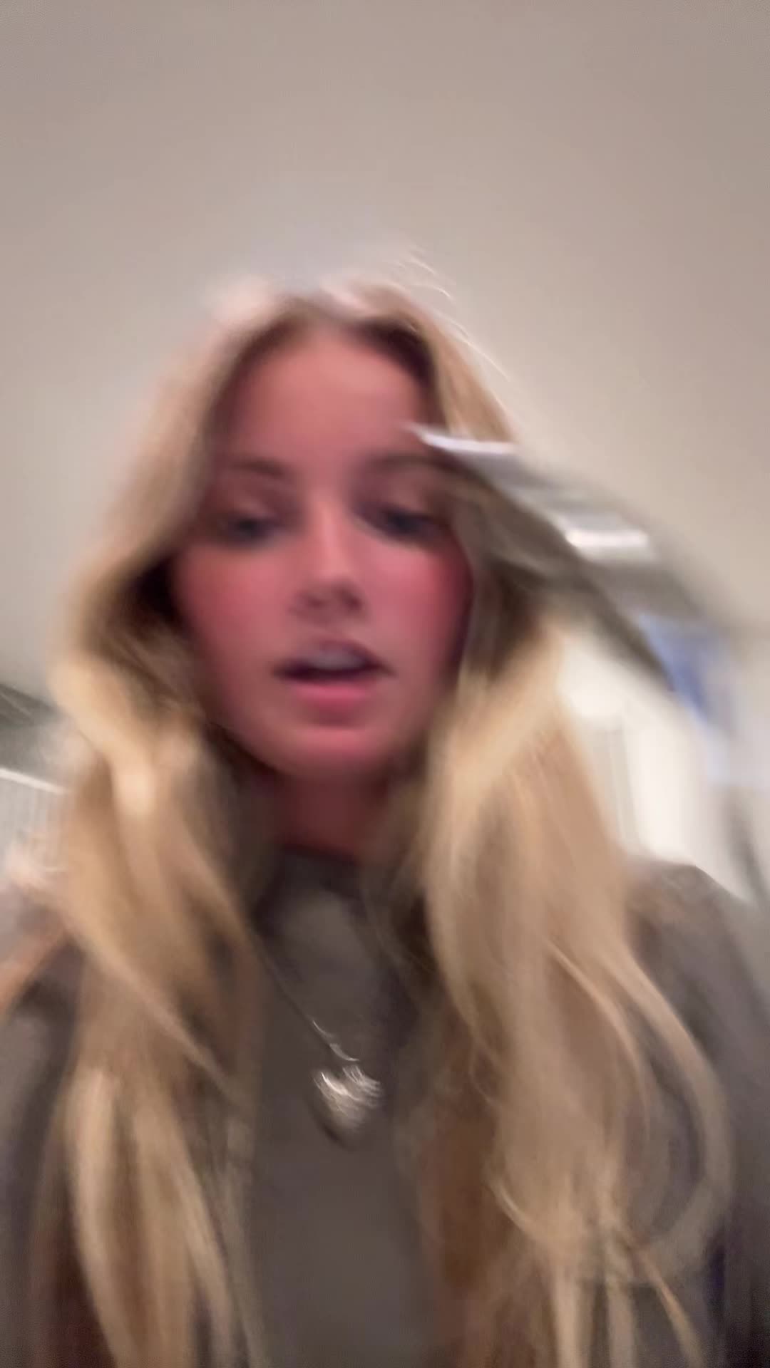 @kambriella