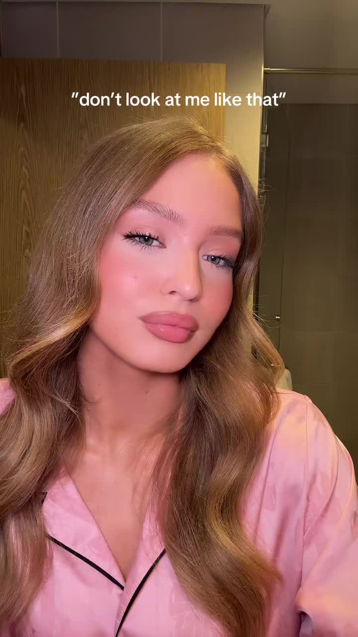 @Maria Reina