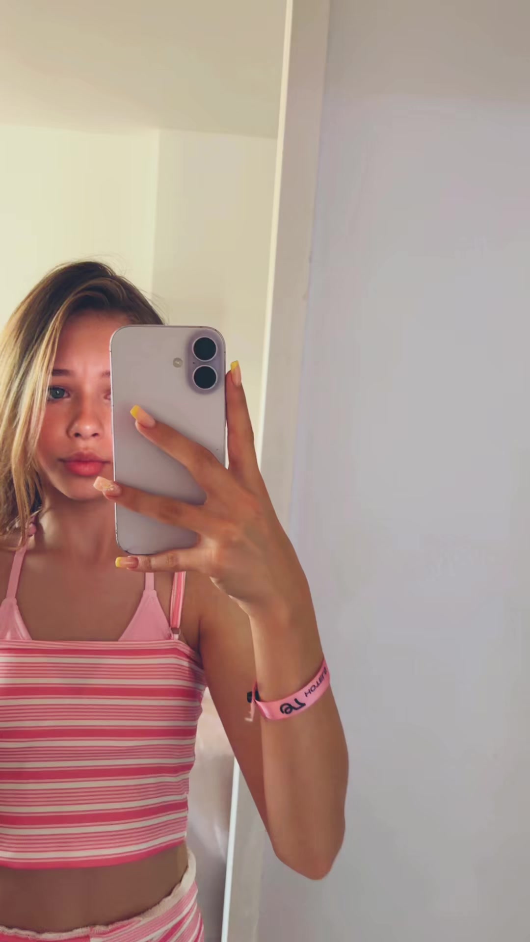 @𝘣𝘳𝘰𝘰𝘬𝘦' ꨄ