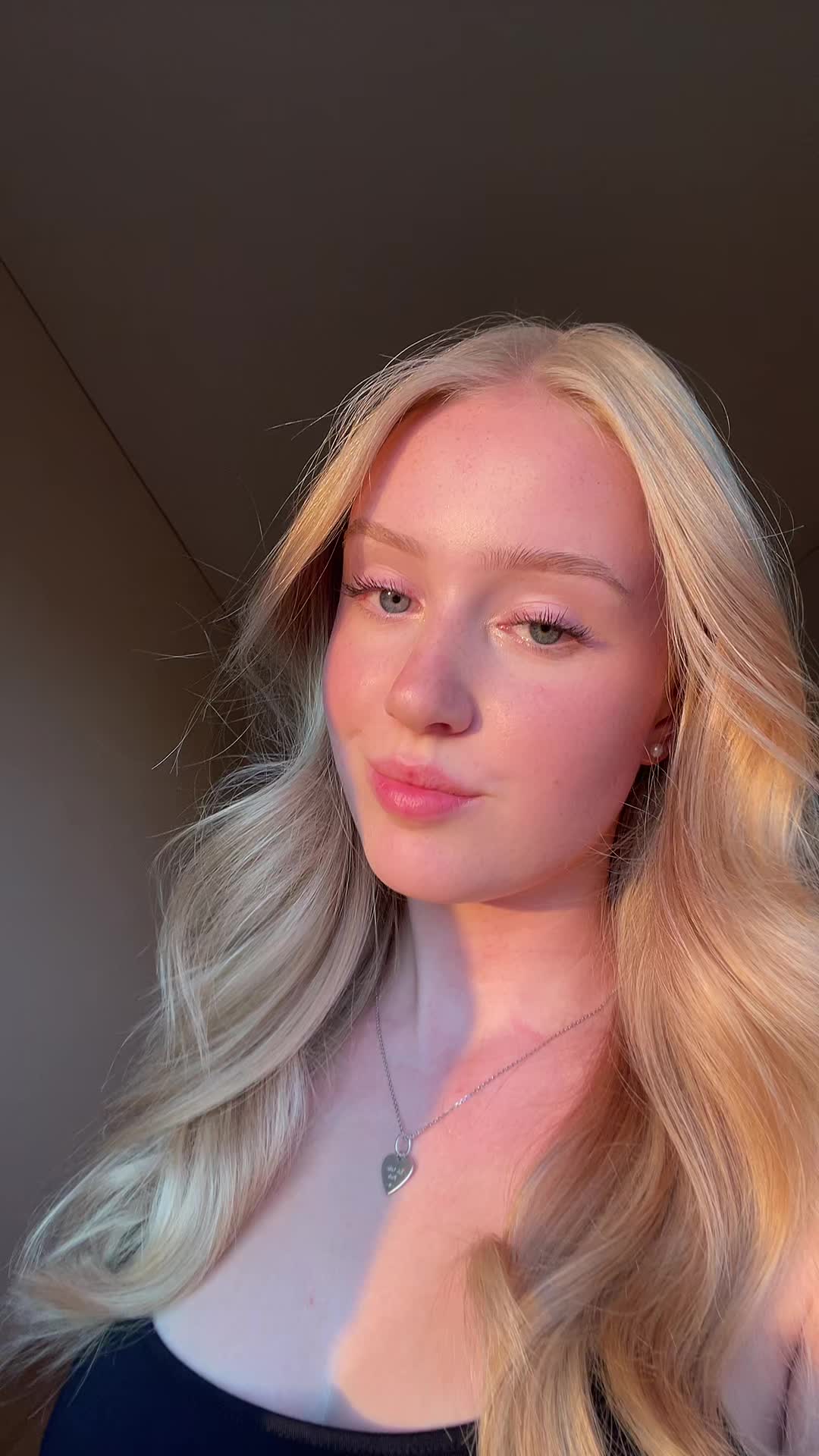 @charlotte.hrfst
