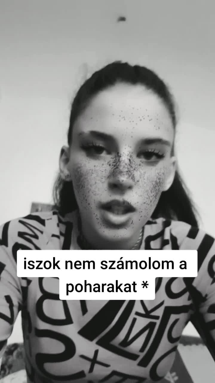 @akitesoseleszel1234