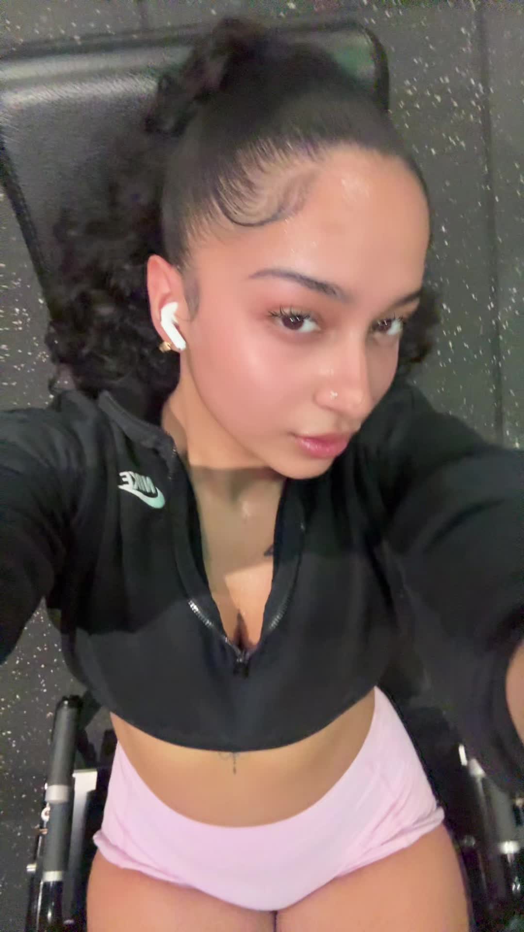 @JENNIFER SILVA