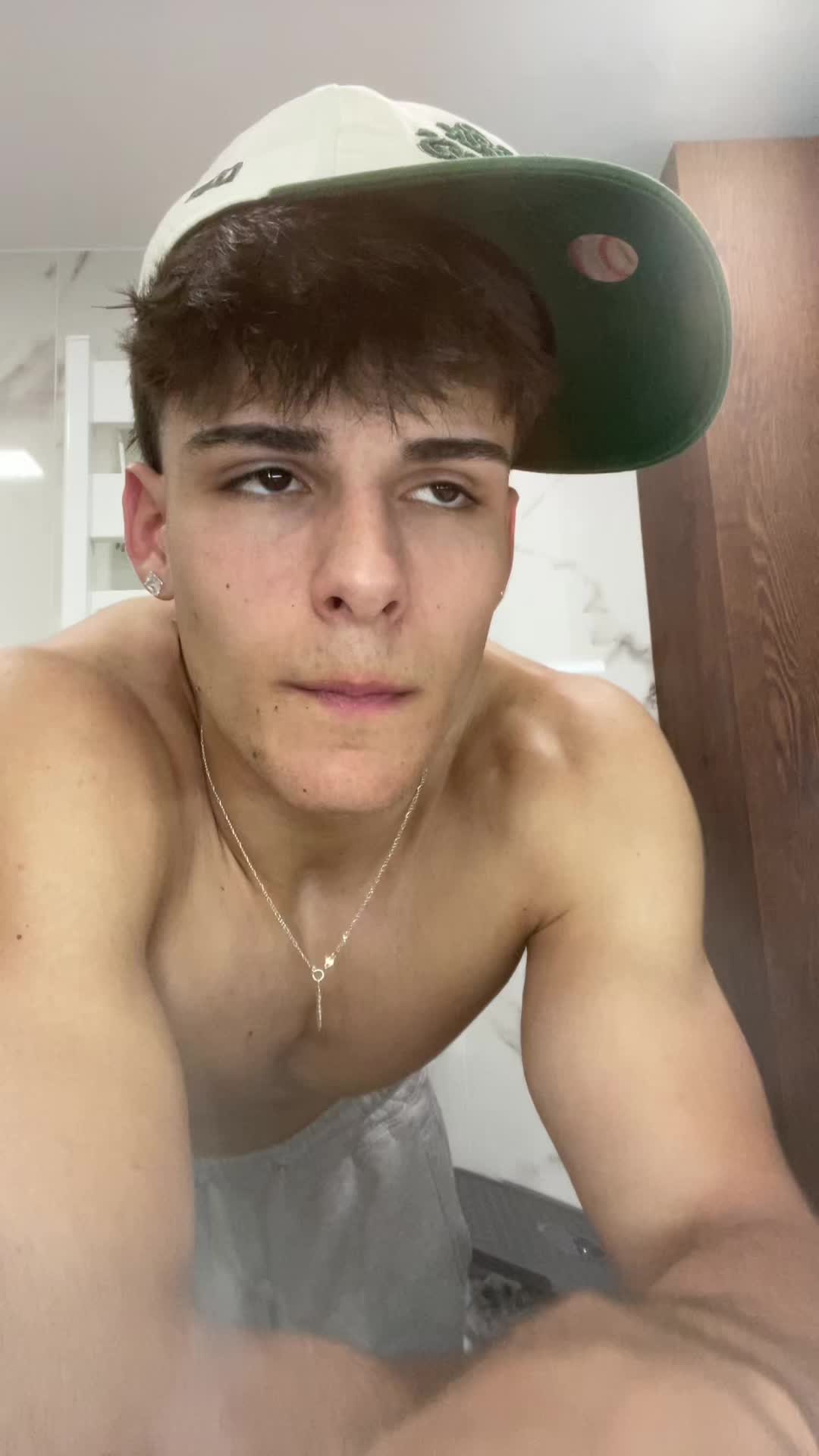 @delmoraal_