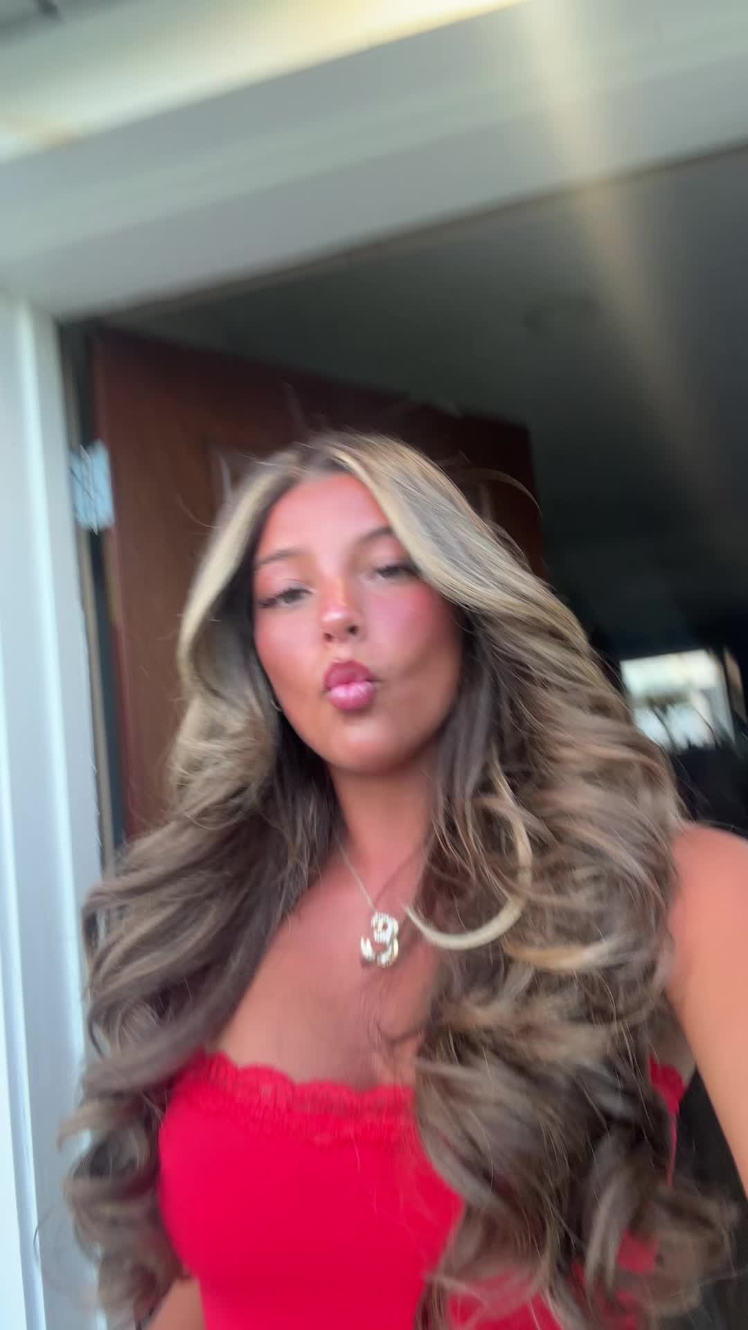 @ellie🛍️☀️💗👙