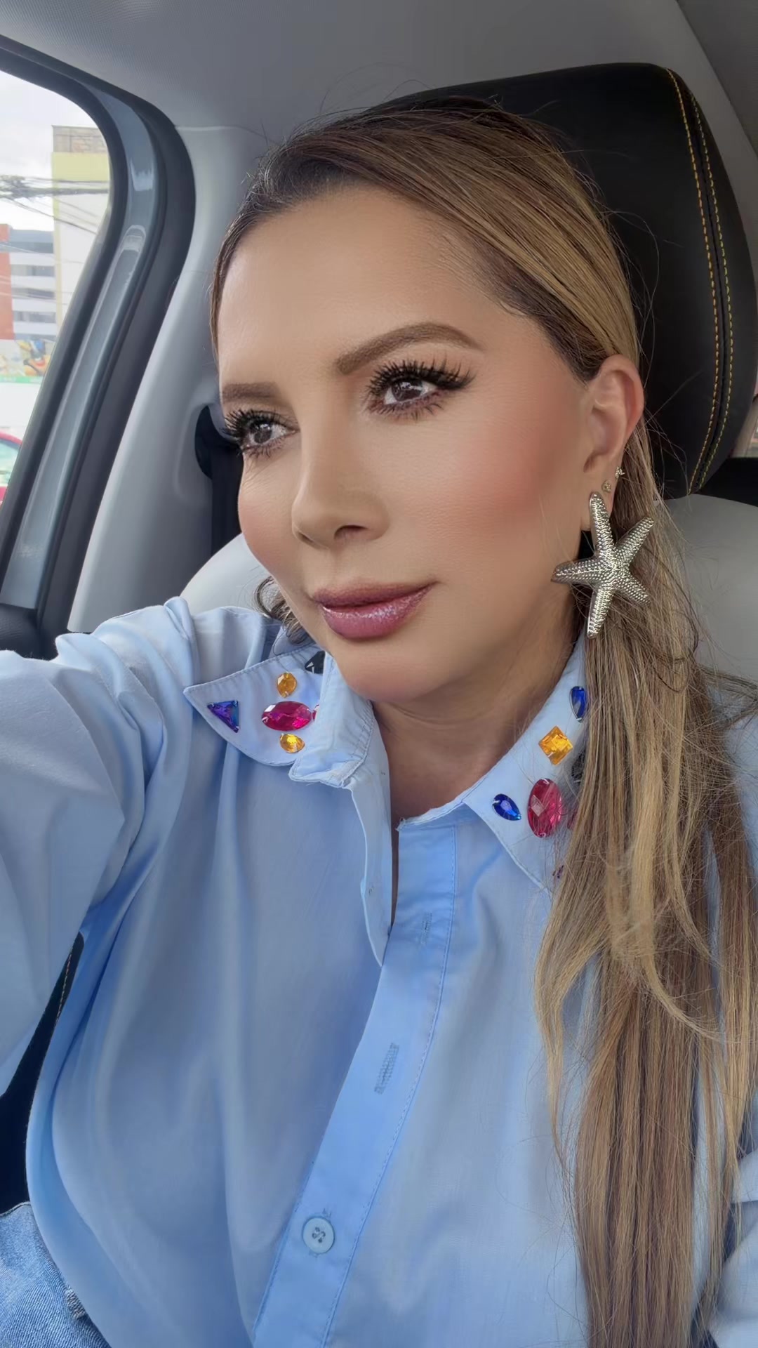 @Anna Karyna