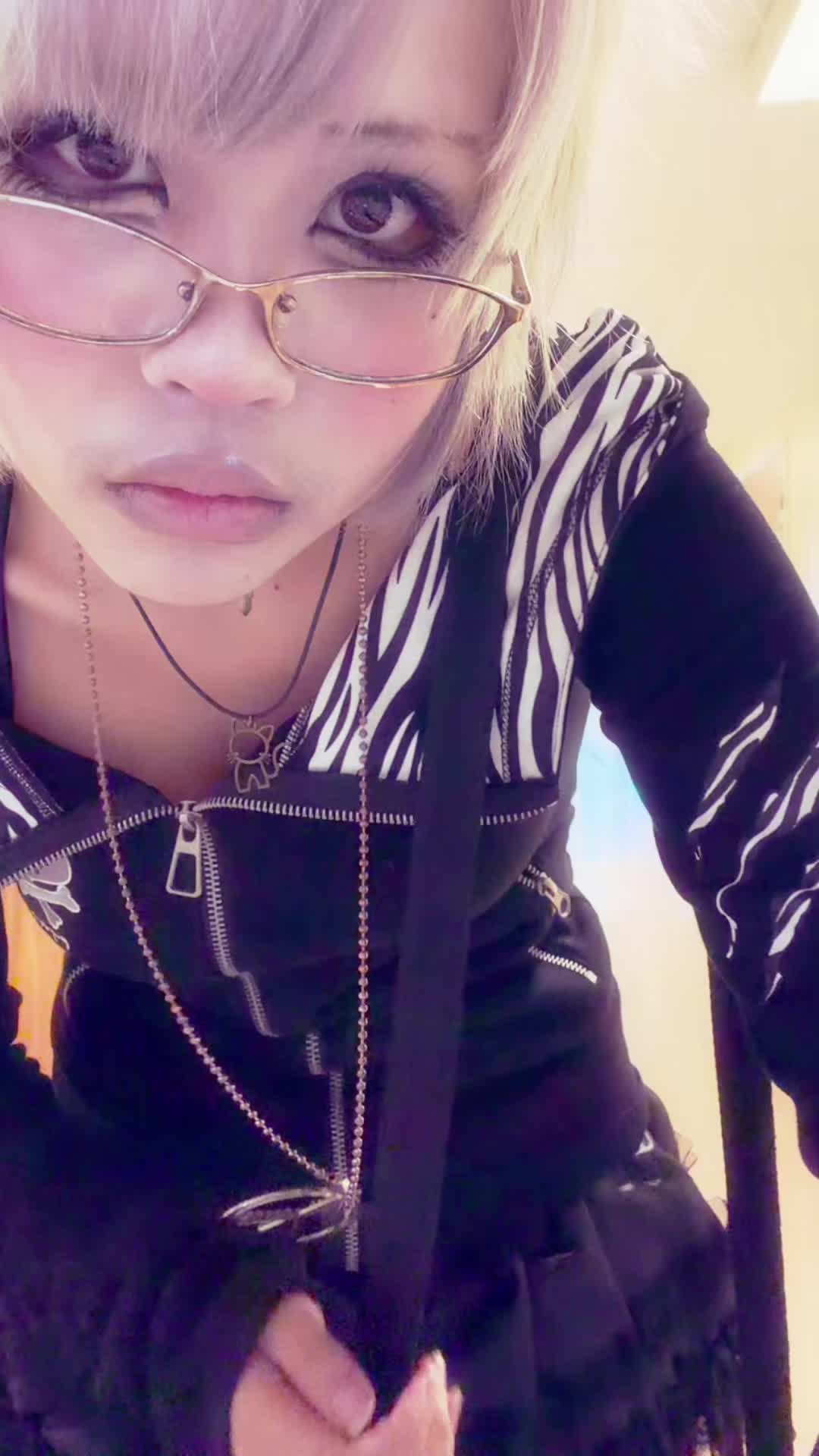 @Ammy🦄