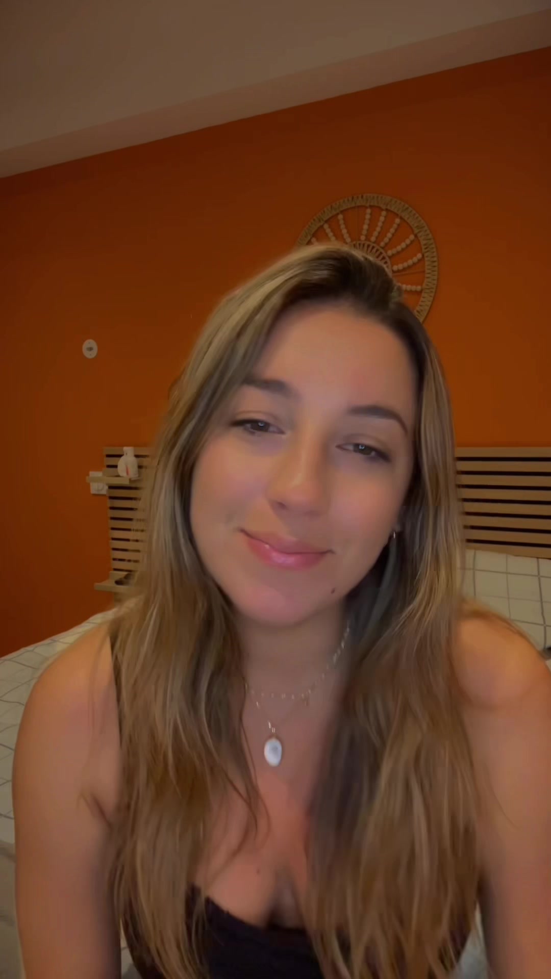 @Laura Cstre