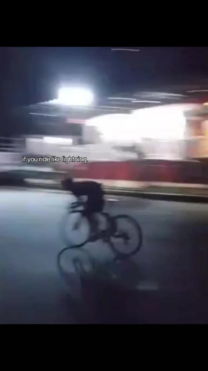 @@⃟