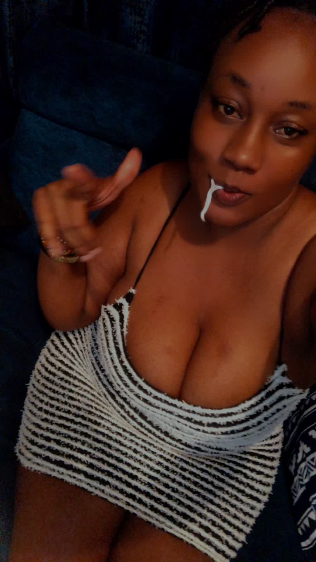@Betysyombs